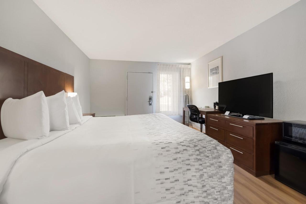 Rockford East Villa Екстериор снимка